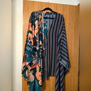 Short, multi color kimono